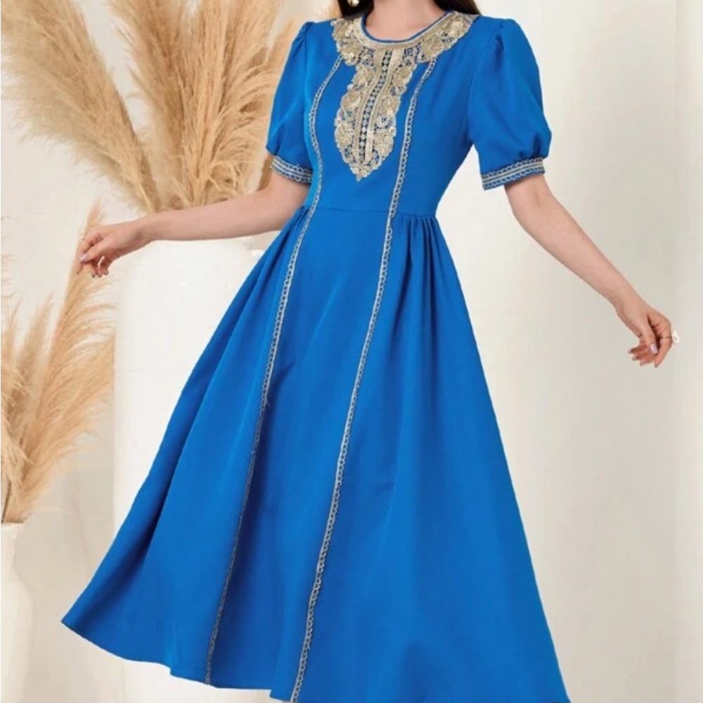 Round Neck Floral Lace Embroidery Dress